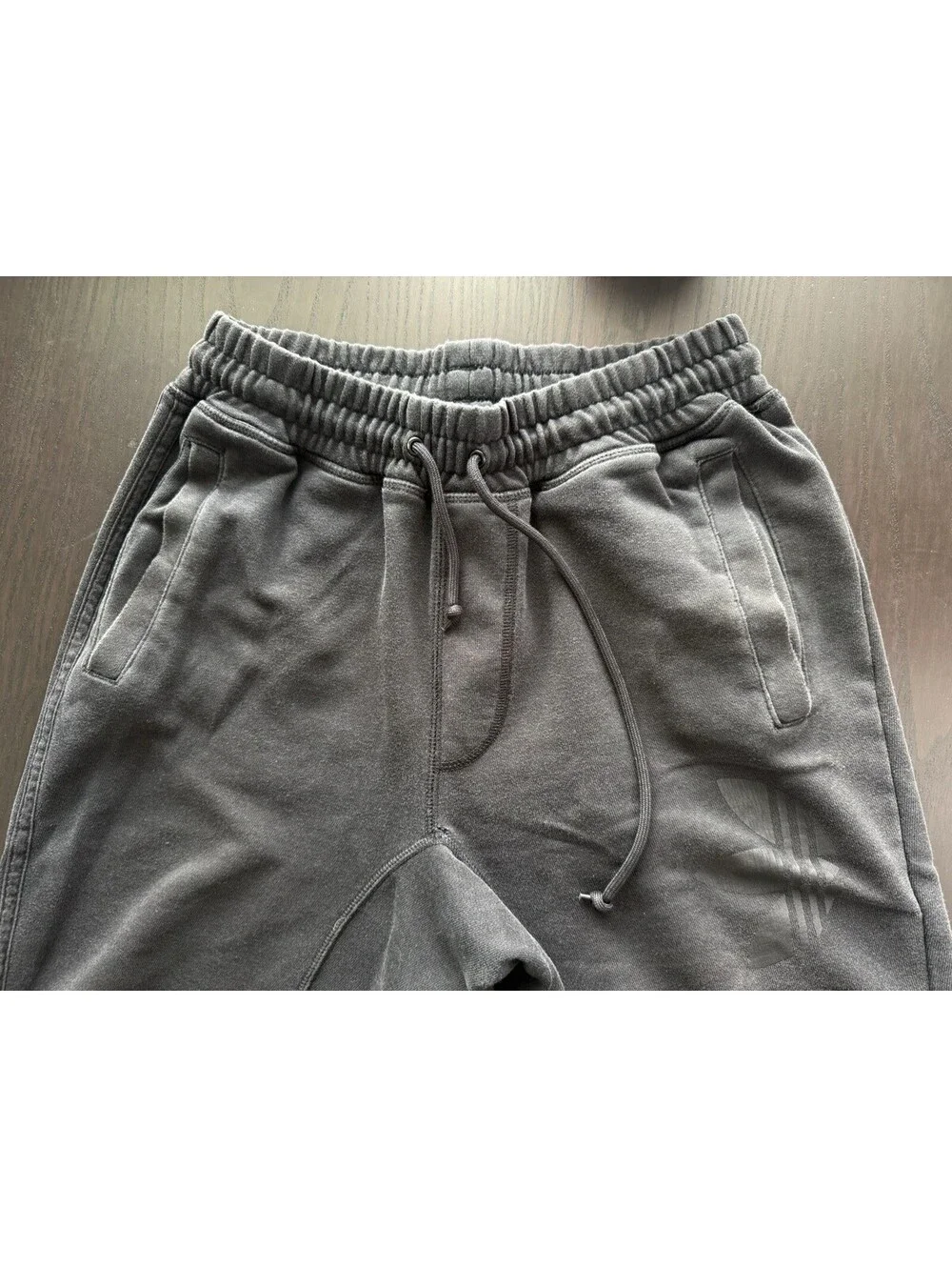 Adidas Originals Mens Small 28” Blackbird Joggers Vintage Black Fleece